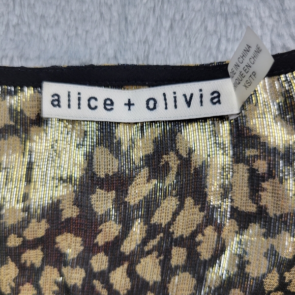 Alice + Olivia Womens Silk Blend Blouse Size XS Leopard Print Metallic Elliott - Picture 2 of 14